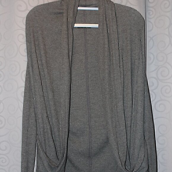 Timing Sweaters - Timing gray sweater cardigan with faux pockets size large